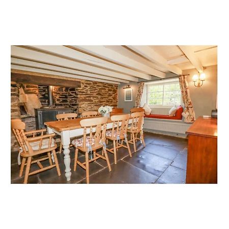 Meadowside Cottage, Characterful Grade 2 Listed Cottage Near To Wadebridge And Padstow Eksteriør bilde