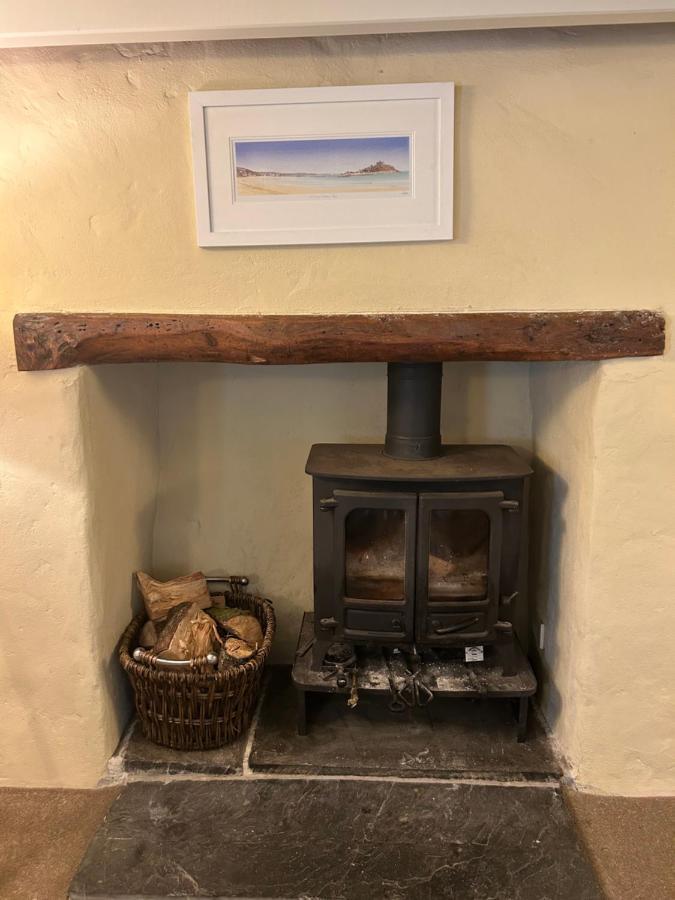 Meadowside Cottage, Characterful Grade 2 Listed Cottage Near To Wadebridge And Padstow Eksteriør bilde