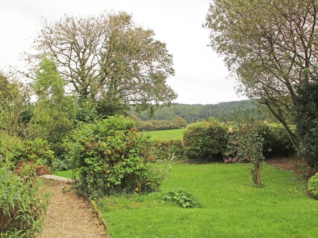 Meadowside Cottage, Characterful Grade 2 Listed Cottage Near To Wadebridge And Padstow Eksteriør bilde