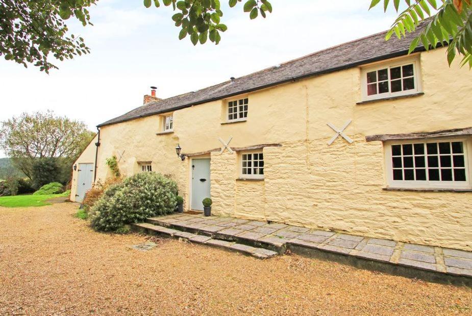 Meadowside Cottage, Characterful Grade 2 Listed Cottage Near To Wadebridge And Padstow Eksteriør bilde