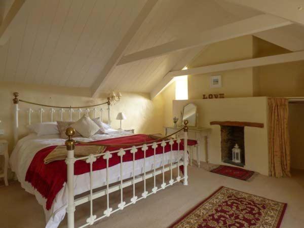 Meadowside Cottage, Characterful Grade 2 Listed Cottage Near To Wadebridge And Padstow Eksteriør bilde