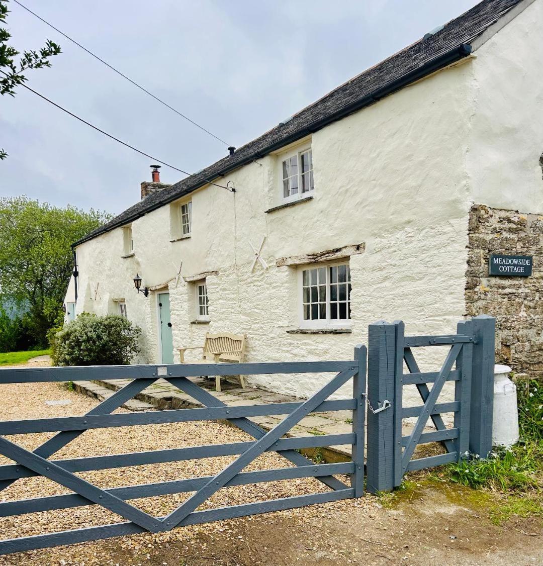 Meadowside Cottage, Characterful Grade 2 Listed Cottage Near To Wadebridge And Padstow Eksteriør bilde